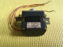 Load image into Gallery viewer, Shinano Kenshi STH-39D137 1.8 Degrees Per Step 75 Ohm Servo Stepping Motor NOS
