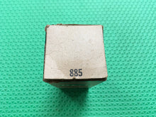 Load image into Gallery viewer, RCA Number / Type 885 Vacuum Tube NOS NIB