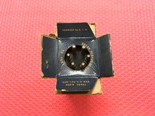 Load image into Gallery viewer, Hytron 25Z5 Vacuum Tube Valve Shoulder / Coke Bottle NOS NIB