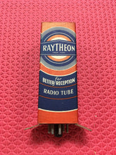 Load image into Gallery viewer, Raytheon 1H5 1H5GT/G Vacuum Tube Valve NOS NIB