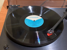 Load image into Gallery viewer, Schuetz Der Geburt Jesu Christi Winsbadener Knabenchor Eterna Schallplatten Vinyl LP