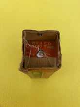 Load image into Gallery viewer, Sylvania Delco 7A5 Vacuum Tube Valve NOS NIB