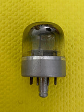 Load image into Gallery viewer, Sylvania 7F8 7F8W JANCHS7F8W Vacuum Tube Valve Milspec NOS NIB