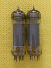 Load image into Gallery viewer, Pair Raytheon 7189 / 6BQ5 / EL84 Vacuum Tubes