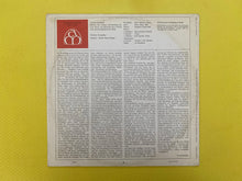 Load image into Gallery viewer, Heinrich Schuetz Lukas-Passion Dresdner Kreuzchor Dirigent Rudolf Mauersberger Eterna VEB Deutsche Schallplatten Vinyl LP