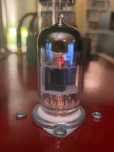 Load image into Gallery viewer, Sylvania 12AV7 Vacuum Tube Black Plate NOS-Testing