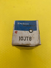 Load image into Gallery viewer, GM Delco 10JT8 Vacuum Tube Valve NOS NIB
