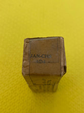 Load image into Gallery viewer, Sylvania JANCHS6D4 6D4 Milspec Vacuum Tube Valve NOS NIB