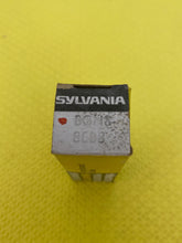 Load image into Gallery viewer, Sylvania 8EB8 8GN8 Vacuum Tube Valve NOS NIB