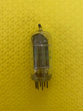 Load image into Gallery viewer, Sylvania 26C6 Vacuum Tube Valve NOS NIB