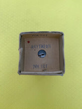 Load image into Gallery viewer, Raytheon 70L7 70L7GT Vacuum Tube NOS NIB