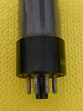 Load image into Gallery viewer, Matched Pair Raytheon 6V6 6V6GT Vacuum Tubes Gray Glass