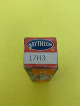 Load image into Gallery viewer, Raytheon 17H3 Vacuum Tube Valve NOS NIB