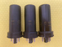 Load image into Gallery viewer, Matched Trio Raytheon 5Z4 Vacuum Tubes Rectifiers Lot Of Three