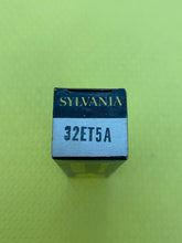 Load image into Gallery viewer, Sylvania 32ET5 Vacuum Tube Valve NOS NIB