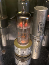 Load image into Gallery viewer, Matched Pair Lansdale 12BH7 12BH7A Vacuum Tubes Valves 12AU7 Substitute For Tube Rolling NOS NIB