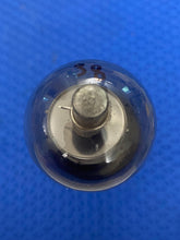 Load image into Gallery viewer, Eveready Number / Type 24 #24 224 ER224 Vacuum Tube Globe / Balloon Bottle Engraved Base