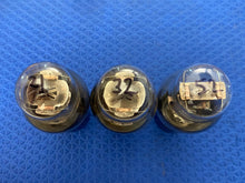 Load image into Gallery viewer, 3 Wards Number / Type 76 #76 Vacuum Tubes Lot Of Three