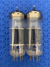 Load image into Gallery viewer, Matched Pair Toshiba 8FQ7 8CG7 6FQ7 6CG7 Vacuum Tubes Valves Copper Support Rods