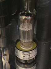 Load image into Gallery viewer, 5 Toshiba 8FQ7 8CG7 6FQ7 6CG7 Vacuum Tubes Copper Support Rods Lot Of Five