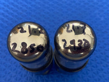 Load image into Gallery viewer, Matched Pair General Electric GE 6V6 6V6GT Vacuum Tubes Valves Copper Support Rods Black Plates Silver Tops Clear Bottles NOS NIB