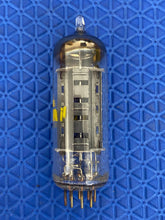 Load image into Gallery viewer, Sylvania 10CW5 LL86 Vacuum Tube NOS NIB