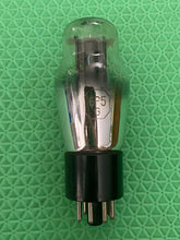 Load image into Gallery viewer, Zenith 6P5 6P5G Vacuum Tube Black Plates Foil Getter Shoulder ST-Shape