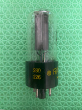 Load image into Gallery viewer, Raytheon 5Y4 5Y4GT Vacuum Tube Black Plate Rectifier