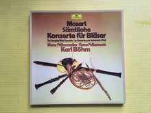 Load image into Gallery viewer, Mozart Sämtliche Konzerte Für Bläser Complete Wind Concertos Karl Böhm Vienna Philharmonic 4 LP Set Deutsche Grammaphon
