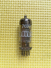 Load image into Gallery viewer, Amperex 7693 Vacuum Tube Valve NOS NIB
