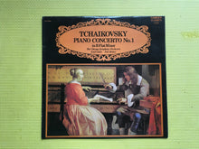 Load image into Gallery viewer, Tchaikovsky Piano Concerto 1 Chicago Symphony Orchestra Fritz Reiner Emil Gilels Camden Classics Victrola Stereo CCV 5016 UK Pressing
