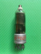 Load image into Gallery viewer, Reliance Electric RL7786NE RL7786 NE Vacuum Tube Valve
