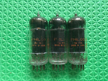 Load image into Gallery viewer, 3 Philco 10DE7 Vacuum Tubes Valves NOS NIB Lot Of Three Trio
