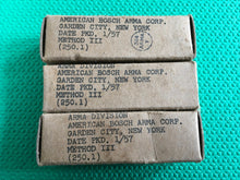 Load image into Gallery viewer, 3 US-Made 5719 5719A AF5719A Milspec Vacuum Tubes Valves NOS NIB Lot Of Three
