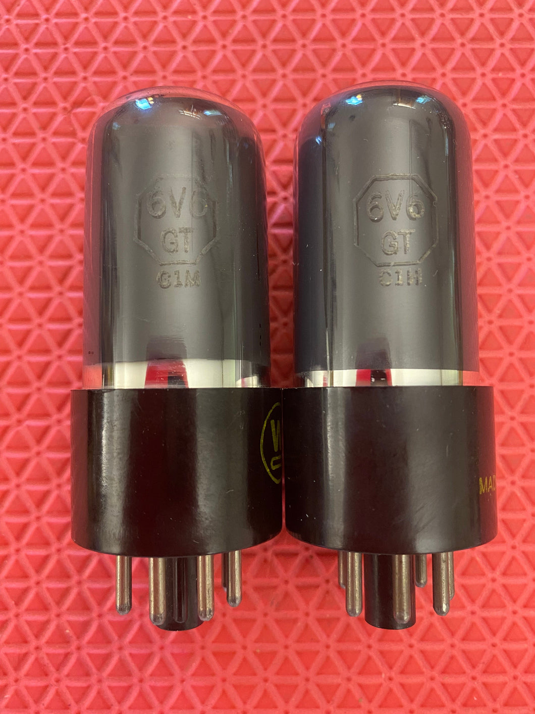 Matched Pair Sylvania 6V6 6V6GT Vacuum Tubes Valves Silver And Gray