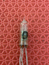 Load image into Gallery viewer, Sylvania 5977 JHS-5977 Vacuum Tube Valve Milspec NOS NIB
