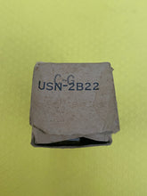 Load image into Gallery viewer, General Electric GE 2B22 USN2B22 Vacuum Tube Valve NOS NIB
