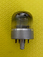 Load image into Gallery viewer, Sylvania 7F8 7F8W JANCHS7F8W Vacuum Tube Milspec NOS NIB
