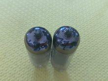 Load image into Gallery viewer, Pair Raytheon 7189 / 6BQ5 / EL84 Vacuum Tubes Valves
