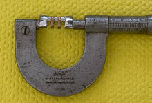 Load image into Gallery viewer, Oris 20MM Steel And Rose Gold Two-Tone End Link For Unkown Oris Watch Bracelet
