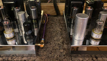 Load image into Gallery viewer, Matched Pair RCA Clear Top 12AU7 12AU7A Vacuum Tubes Valves Steel Support Rods NOS-Testing
