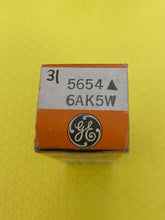 Load image into Gallery viewer, General Electric GE 5654 6AK5W 6J2 Milspec Industrial Vacuum Tube Valve NOS NIB
