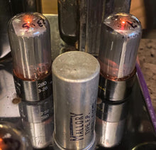 Load image into Gallery viewer, Matched Pair Raytheon 6V6 6V6GT Vacuum Tubes Valves Gray Glass
