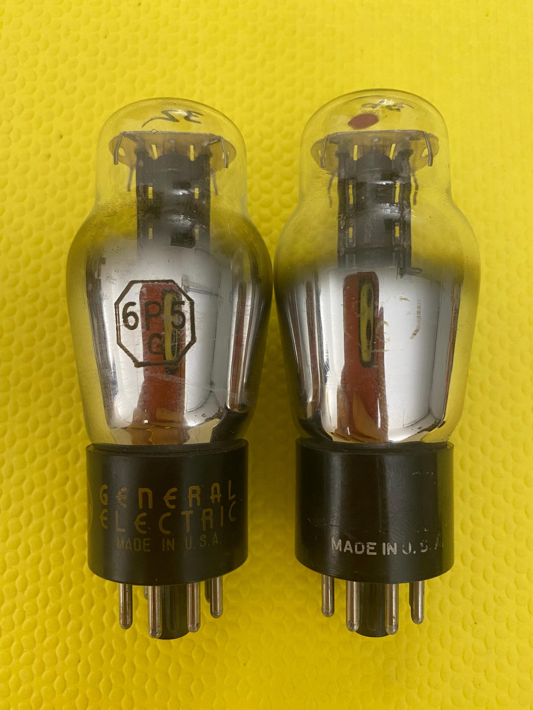 Matched Pair General Electric GE 6P5 6P5G Vacuum Tubes Valves Black Plates Foil Getters Shoulder ST Shape