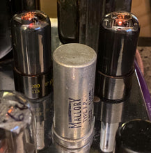 Load image into Gallery viewer, Matched Pair Raytheon 6V6 6V6GT Vacuum Tubes Valves Black Glass
