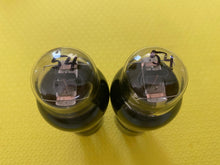 Load image into Gallery viewer, Matched Pair Wards Super Airline Number / Type 41 #41 Vacuum Tubes Valves Black And Silver Bottle
