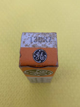 Load image into Gallery viewer, General Electric GE 13DR7 Vacuum Tube Valve NOS NIB
