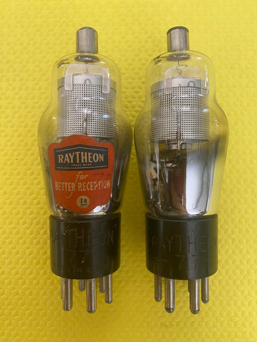 Matched Pair Raytheon Number / Type 77 #77 Vacuum Tubes Valves Engraved / Stamped Base Mesh Plate Variety