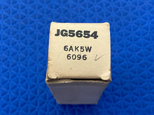 Load image into Gallery viewer, Matched Pair General Electric 6096 5654 JG-5654 6AK5 6J1 6J2 Milspec Industrial Vacuum Tubes Valves NOS NIB
