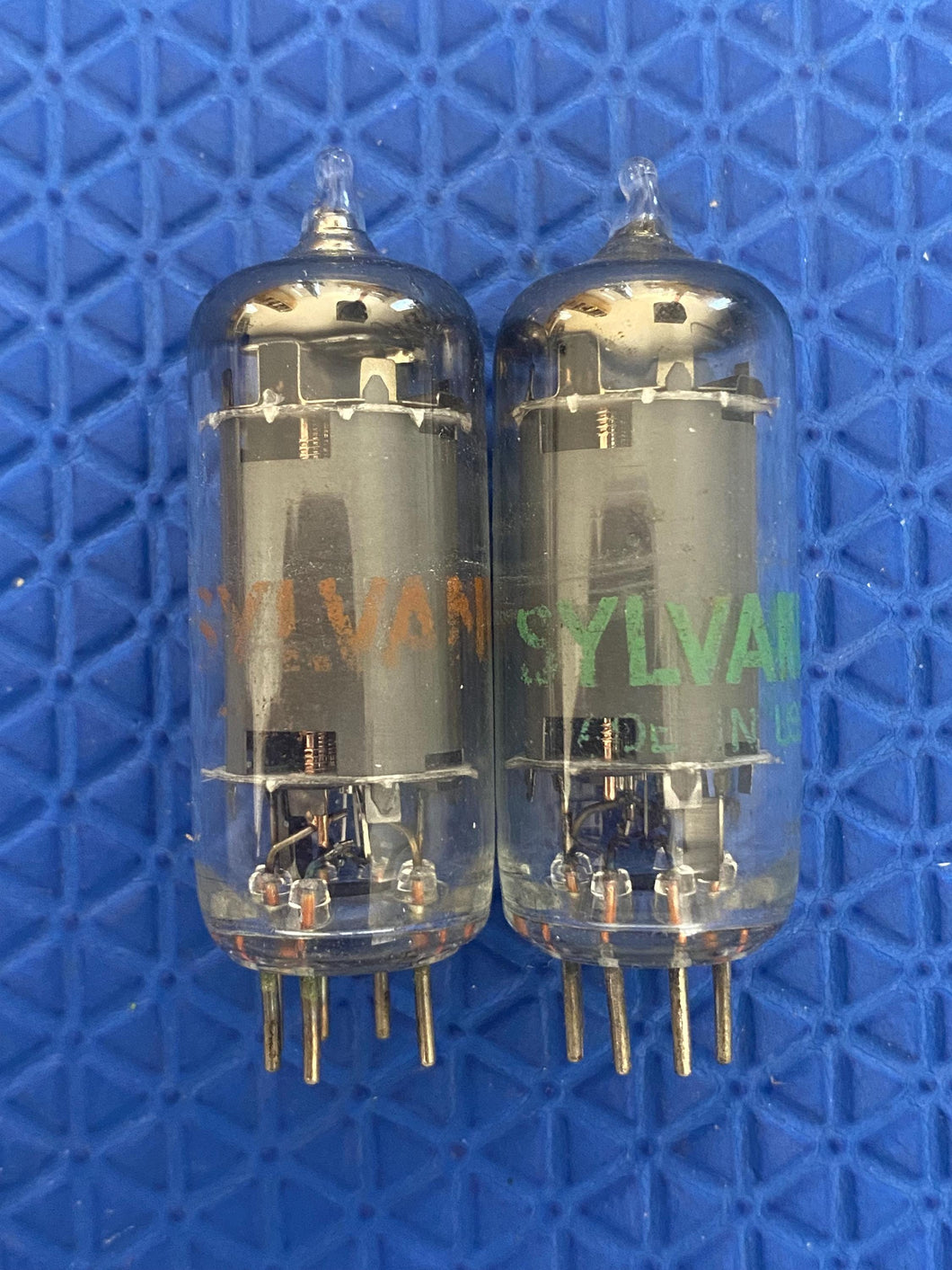 Matched Pair Sylvania 6AU6 6AU6A Vacuum Tubes Valves NOS-Testing